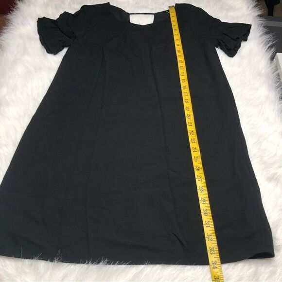 Lulus Women’s Short Sleeve Cutout Chic of Perfection Black Shift Dress Size S - Picture 12 of 14